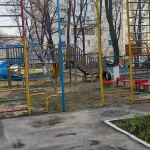 Cel mai curat teren școlar